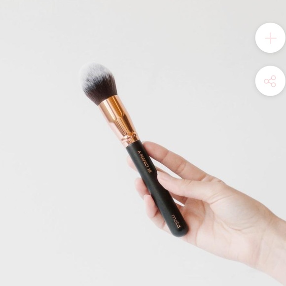🪴HP🪴 Perfect 10 Tapered Face Brush by MOTD - Picture 7 of 7